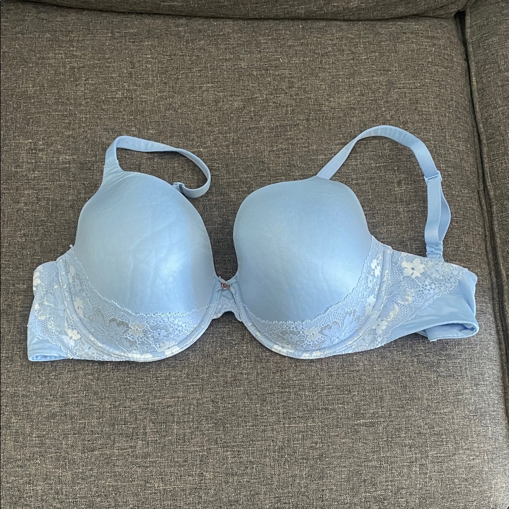 Victoria's Secret Light Blue Lace Bra